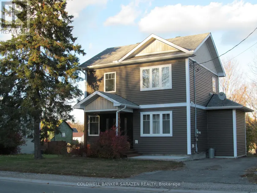 Detached at 20 BURNSTOWN ROAD, McNab/Braeside
