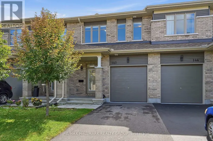 Townhouse at 140 TURQUOISE STREET, Clarence-Rockland