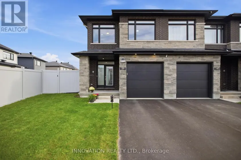 Townhouse at 39 HERMES AVENUE, Ottawa