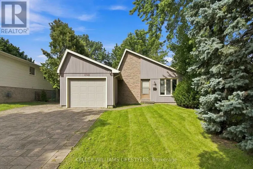 Detached at 1733 ALDERSBROOK ROAD, London