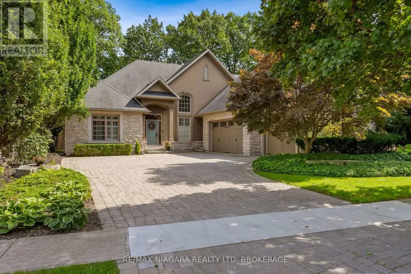 Detached at 41 SCULLER'S WAY, St. Catharines