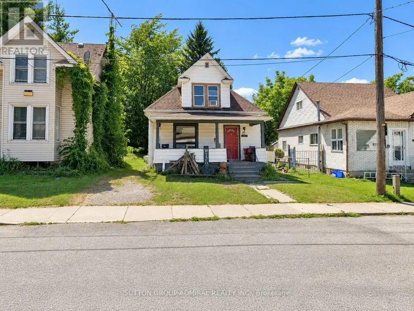 Detached at 5675 BANKER AVENUE, Niagara Falls