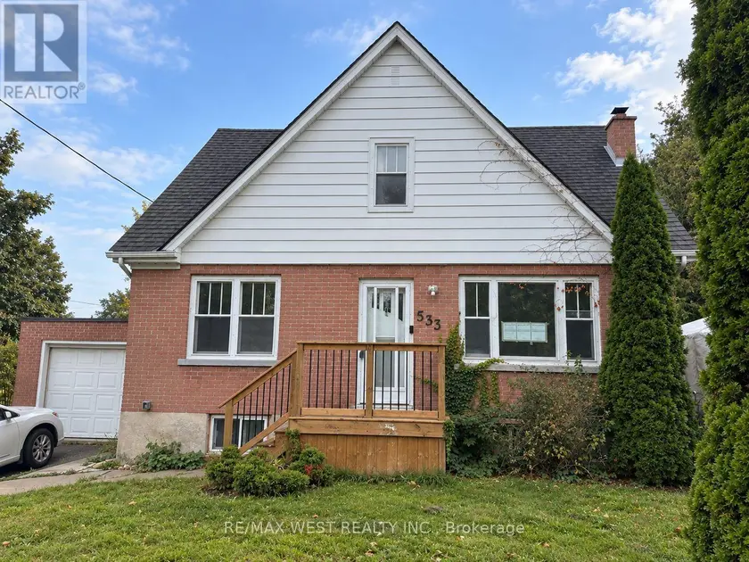 Multiplex at LOWER LEVEL - 533 COURTLAND AVENUE E, Kitchener