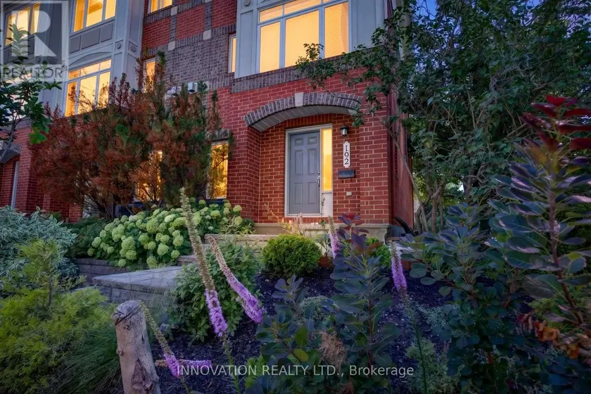 Townhouse at 192 CLEARVIEW AVENUE, Ottawa