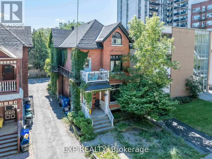 Multiplex at 88 MACLAREN STREET, Ottawa