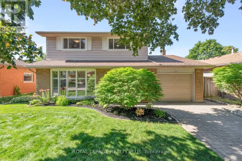 Detached at 20 SAN MARINO CRESCENT, Hamilton