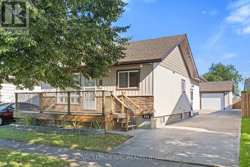 Detached at 370 DIEPPE STREET, Welland
