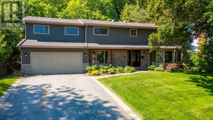 Detached at 94 DORCHESTER DRIVE, Grimsby