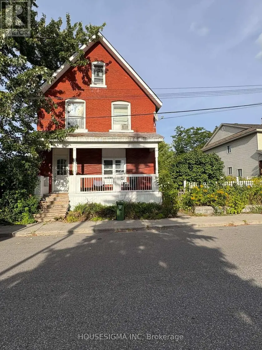 Multiplex at 301 CYR AVENUE, Ottawa