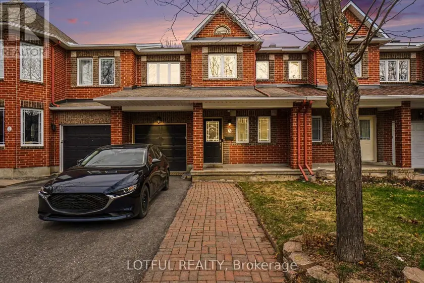 Townhouse at 3 COLLINGTON STREET, Ottawa