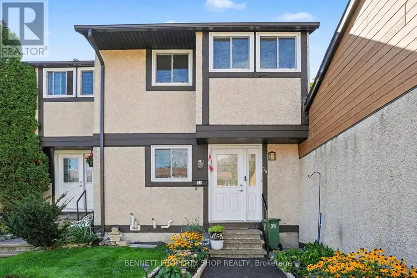 Townhouse at 39 - 3411 PAUL ANKA DRIVE, Ottawa