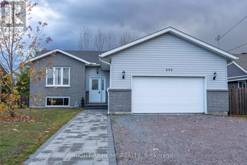 Detached at 590 DEMERS STREET, West Nipissing