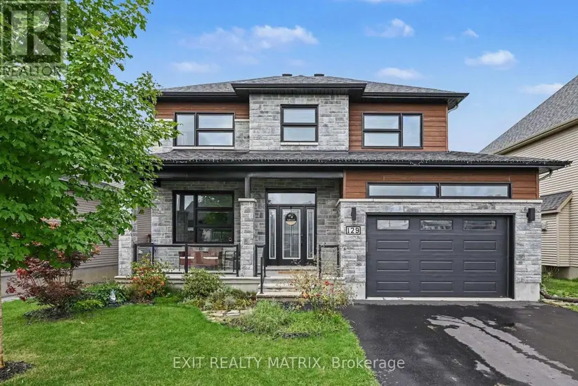 Detached at 129 LYON STREET, Russell