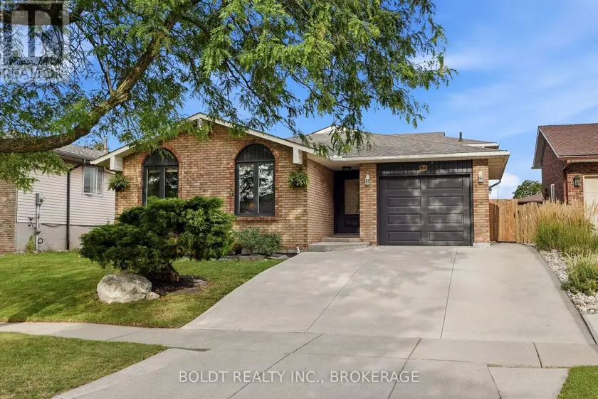 Detached at 84 ALLANBROOK STREET, Hamilton