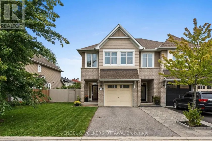 Townhouse at 309 ALASKEN DRIVE, Ottawa