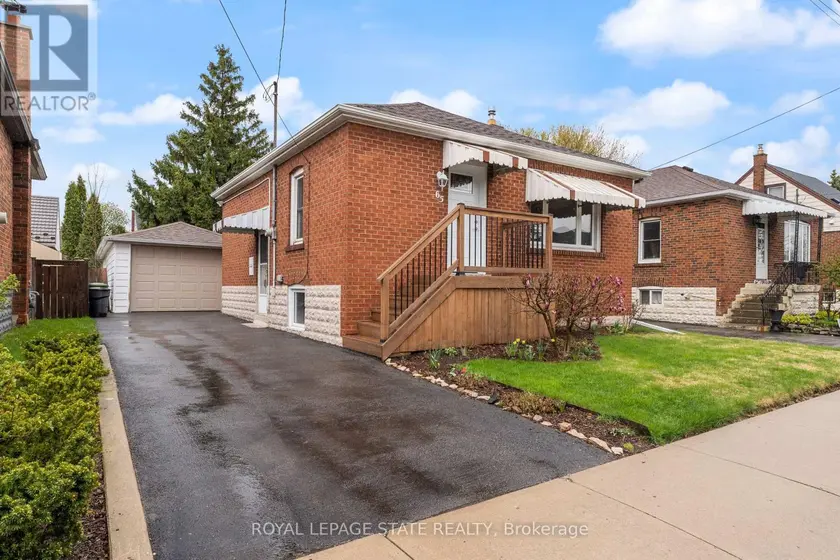 Detached at MAIN FLOOR - 65 EAST 11TH STREET, Hamilton