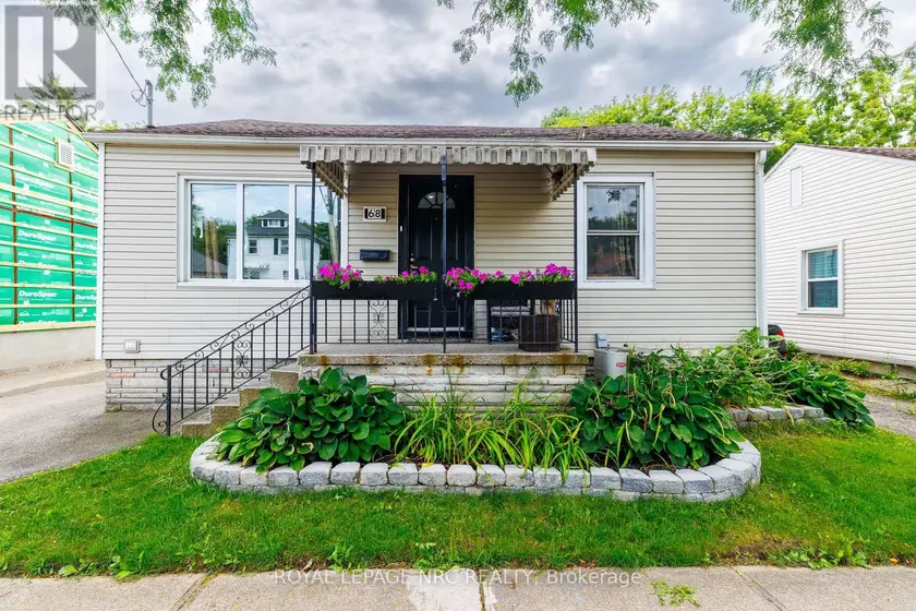 Detached at 68 CARLTON STREET, St. Catharines