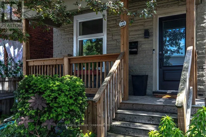 Detached at 148 DUNDURN STREET N, Hamilton