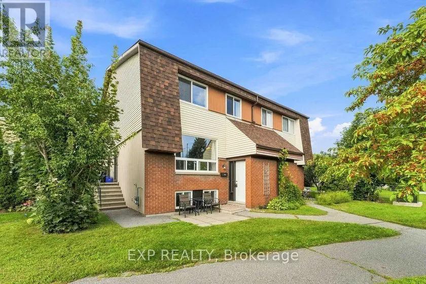 Townhouse at 30A - 30A WOODVALE GREEN, Ottawa