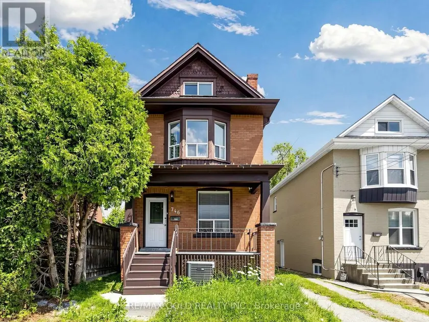 Detached at 746 KING STREET W, Hamilton
