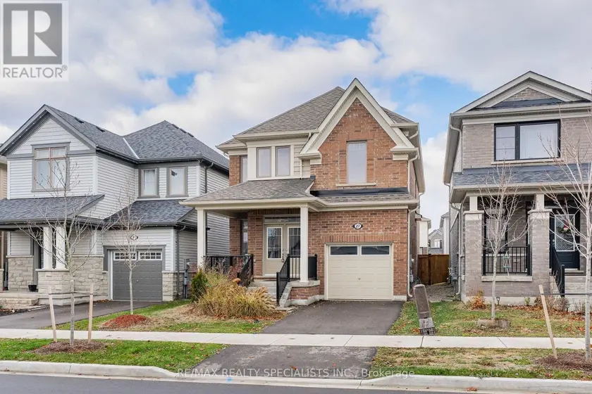 Detached at 27 HARPIN WAY W, Centre Wellington