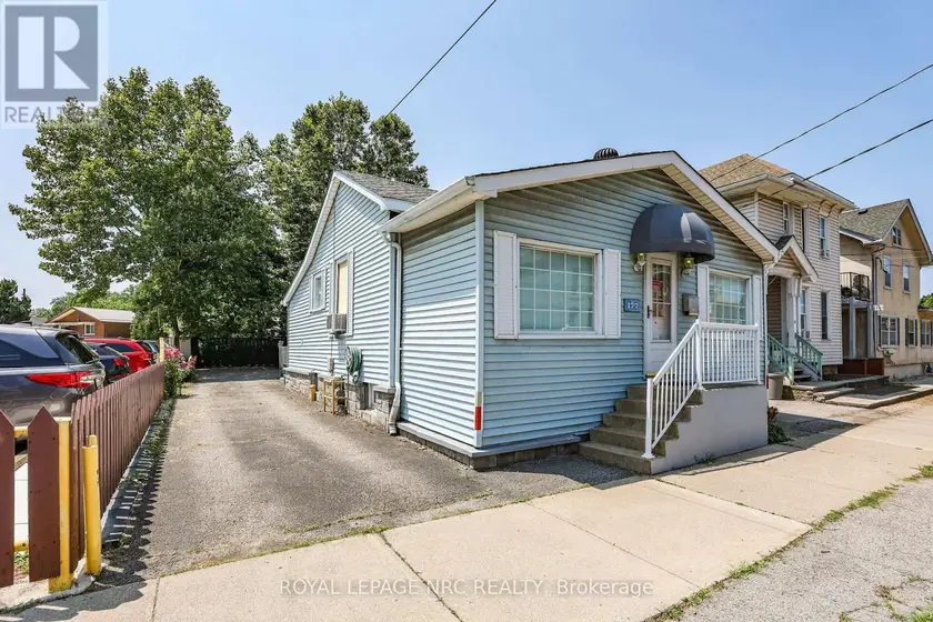 Detached at 177 JAMES STREET, St. Catharines