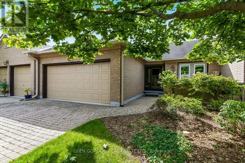 Townhouse at 18 - 617 WHARNCLIFFE ROAD S, London