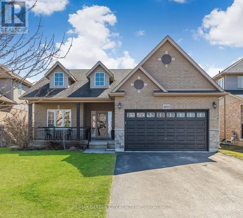 Detached at 4022 BUSH CRESCENT, Lincoln