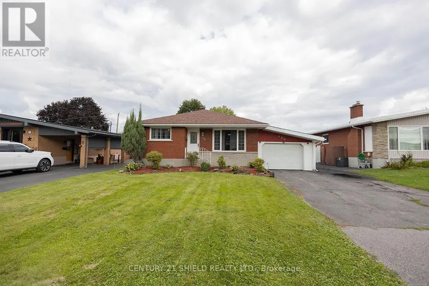 Detached at 430 ANDERSON DRIVE, Cornwall