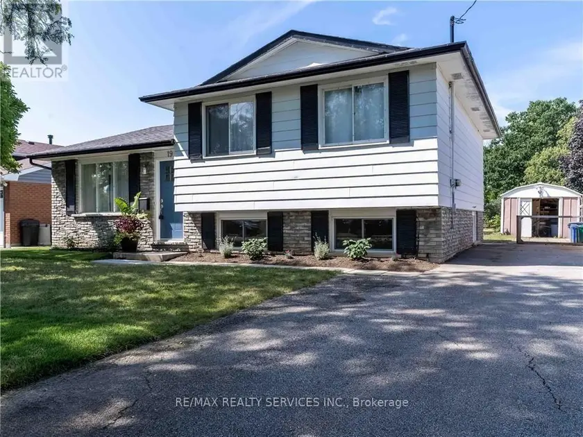 Detached at 19 ERNEST STREET, St. Catharines