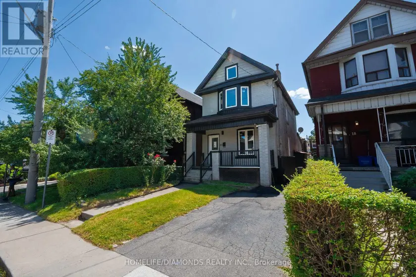 Detached at 20 SOMERSET AVENUE, Hamilton