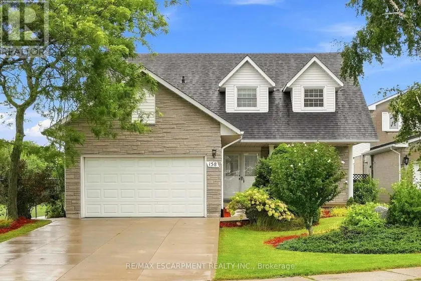 Detached at 158 RUSHDALE DRIVE, Hamilton