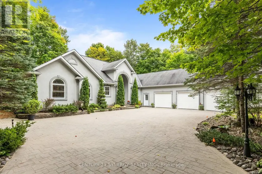Detached at 5732 QUEENSCOURT CRESCENT, Ottawa