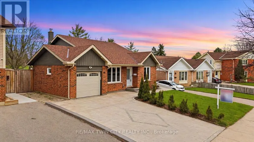 Detached at 86 CARLYLE DRIVE, Kitchener