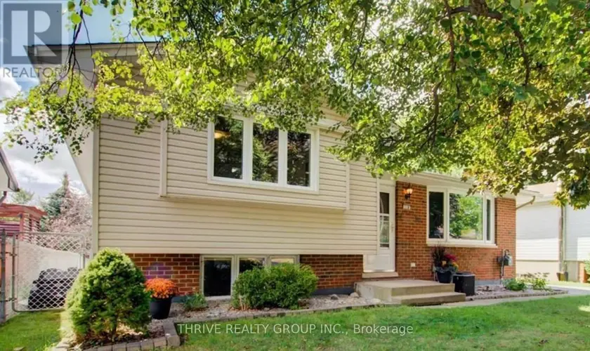 Detached at 118 SANDALWOOD CRESCENT, London