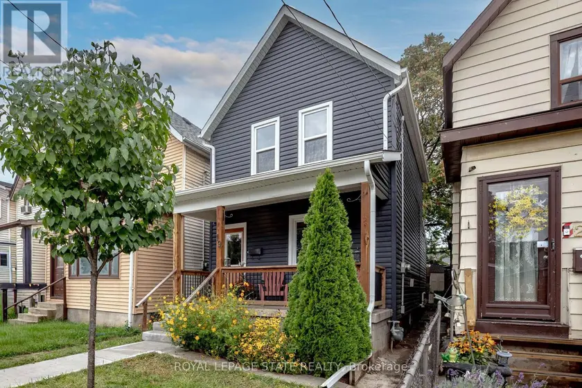 Detached at 19 LAND STREET, Hamilton
