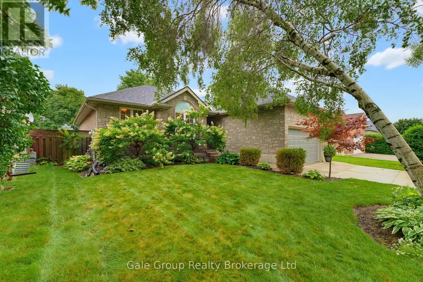 Detached at 471 ONTARIO STREET, Woodstock