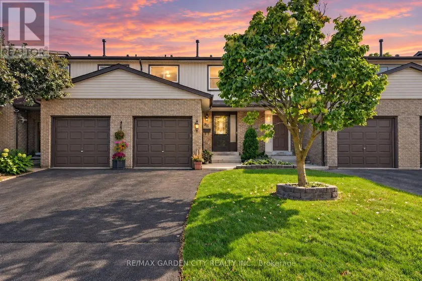 Townhouse at 88 - 1115 PARAMOUNT DRIVE, Hamilton