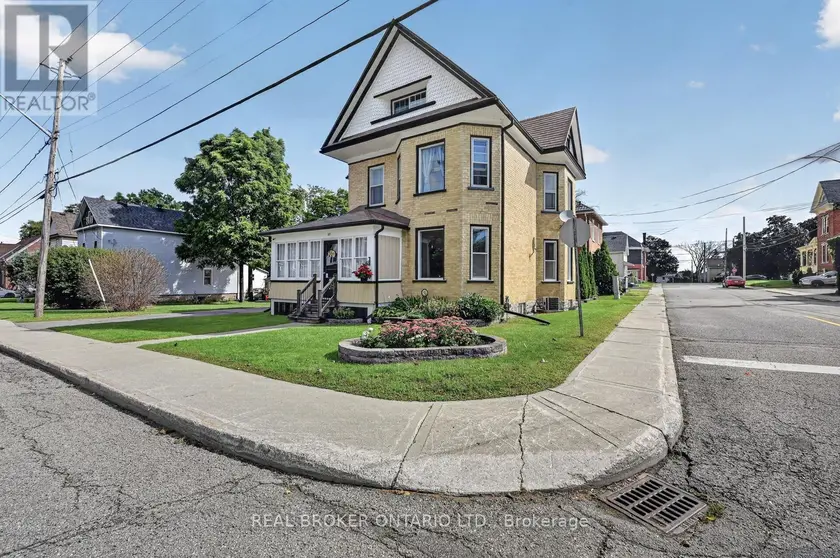 Detached at 27 ABEL STREET, Smiths Falls