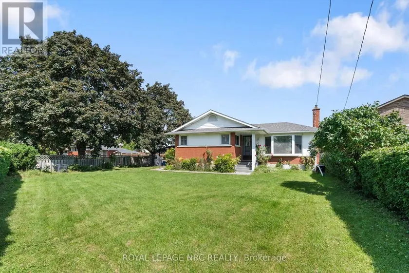 Detached at 476 VINE STREET, St. Catharines