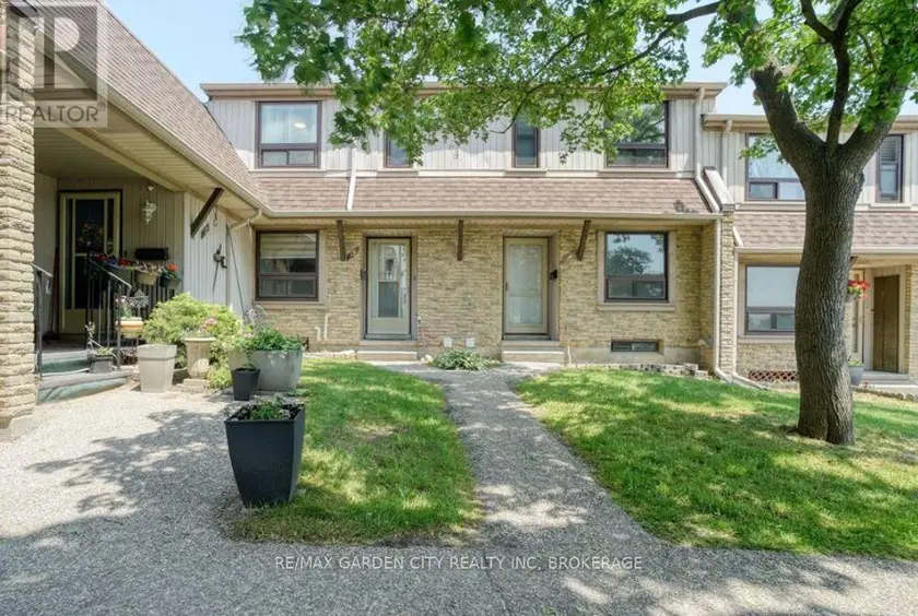 Townhouse at #13 - 280 THALER AVENUE, Kitchener