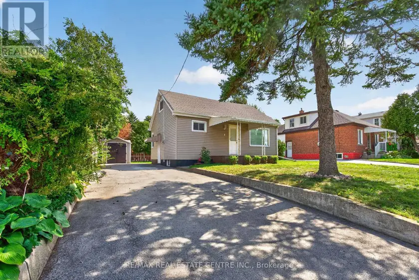 Detached at 243 WEST 19TH STREET, Hamilton