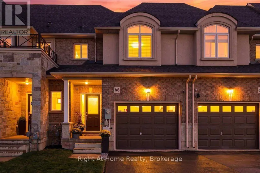 Townhouse at 66 FOOTHILLS LANE, Hamilton