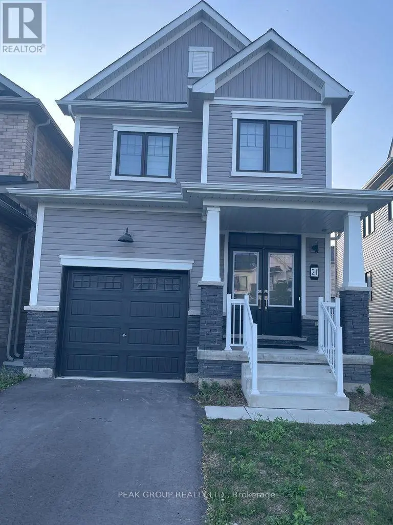 Detached at LOWER - 21 KEELSON STREET, Welland