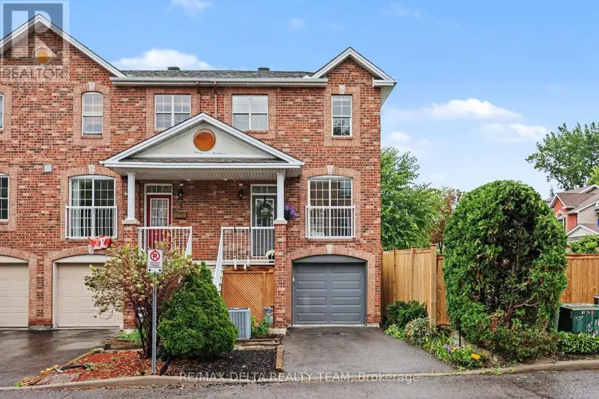 Townhouse at 2 BELLFLOWER PRIVATE NW, Ottawa