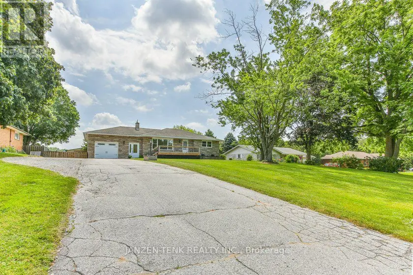 Detached at 492 19 HIGHWAY, Tillsonburg