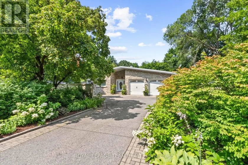 Detached at 235 HEMLOCK ROAD, Ottawa