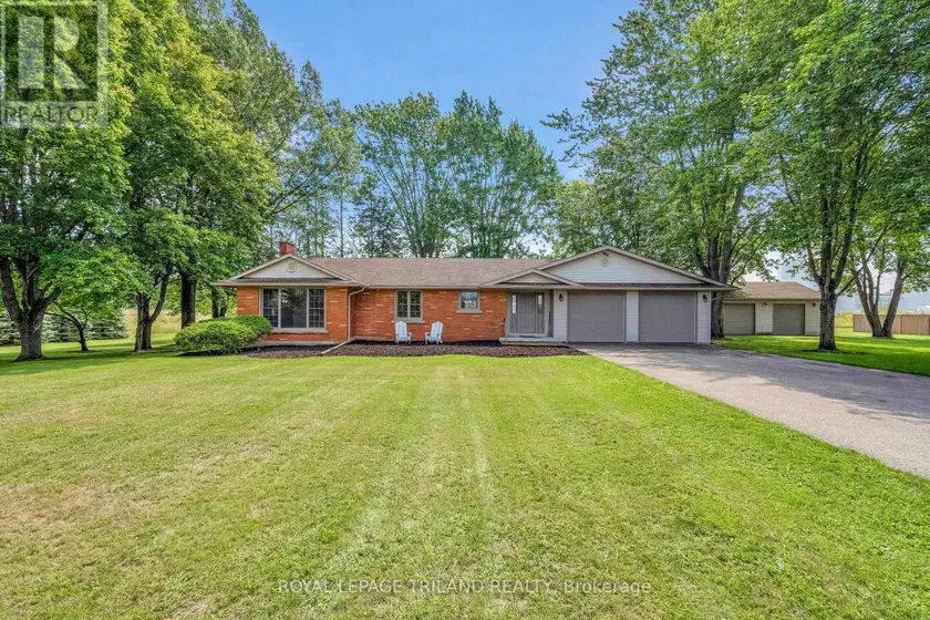 Detached at 254 NWALS-SWALS TOWNLINE, Norfolk