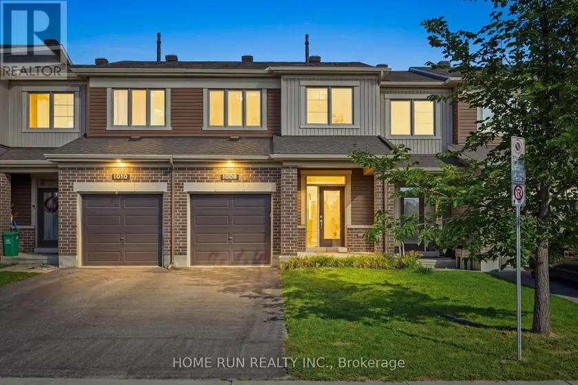 Townhouse at 1008 KILBIRNIE DRIVE, Ottawa