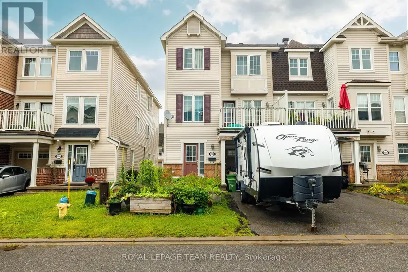 Townhouse at 2510 NUTGROVE AVENUE, Ottawa
